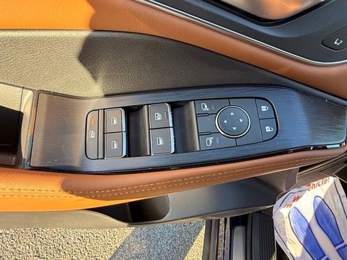 New 2026 Nissan Rogue Platinum w/ Platinum Premium Package image 11