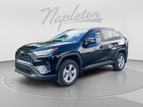 Used 2025 Toyota RAV4 XLE w/ Convenience Package AWD/4WD image 1