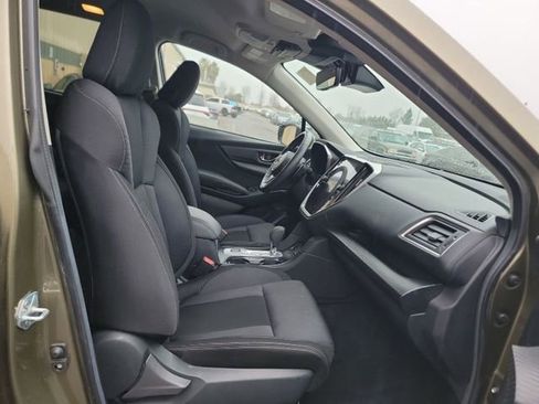 Used 2024 Subaru Ascent Premium w/ Convenience Package image 10