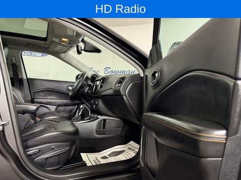 Used 2019 Jeep Compass Limited w/ Safety & Security Group AWD/4WD image 17