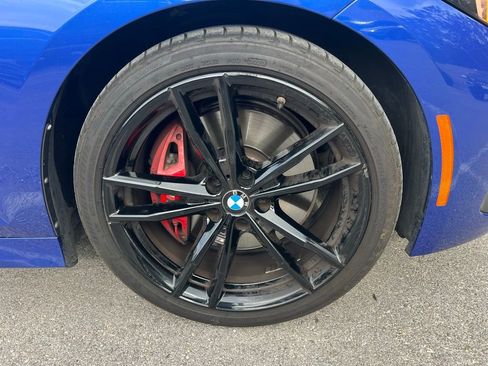 Certified 2023 BMW 330i 330i w/ M Sport Package image 3