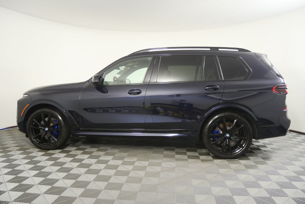 Certified 2026 BMW X7 M60i AWD/4WD image 7