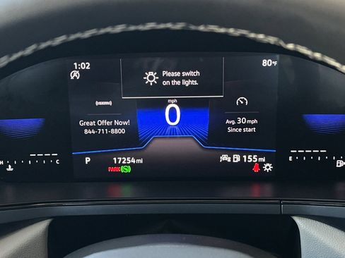 Used 2023 Volkswagen Taos SE w/ Panoramic Sunroof Package FWD image 25
