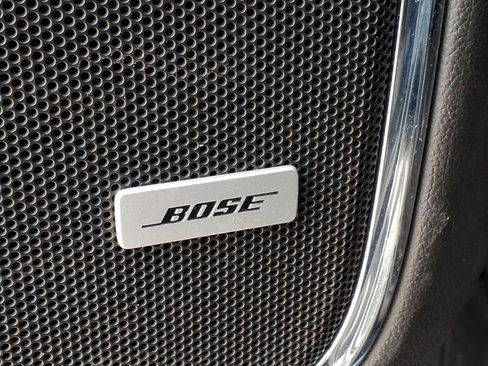 Used 2019 Chevrolet Suburban Premier image 17