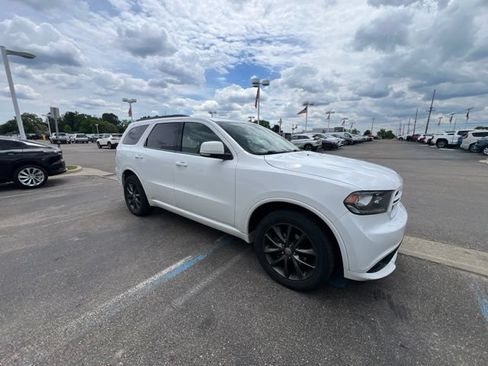 Used 2017 Dodge Durango GT w/ Premium Group AWD/4WD image 3