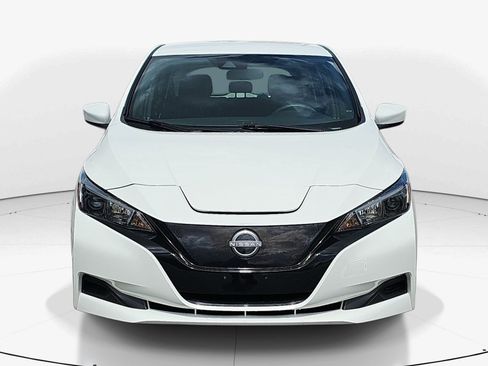 Used 2024 Nissan Leaf S FWD image 9