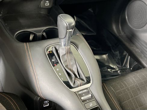 Used 2023 Honda HR-V Sport image 16