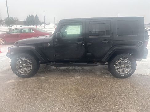 Used 2008 Jeep Wrangler Unlimited Sahara image 2