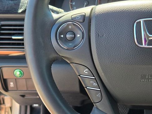 Used 2015 Honda Accord Sport image 27