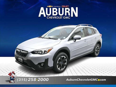 Used 2023 Subaru Crosstrek 2.0i Premium image 1