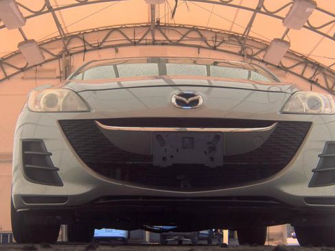 Used 2010 MAZDA MAZDA3 i Sport FWD image 3