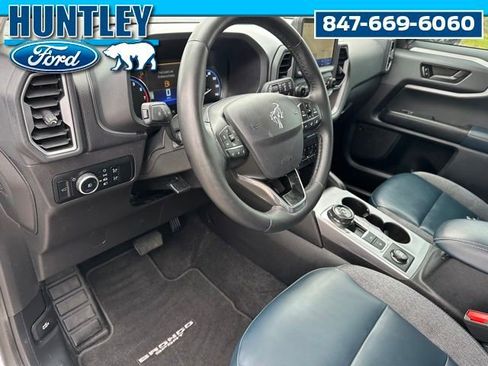 Used 2024 Ford Bronco Sport Outer Banks w/ Tech Package AWD/4WD image 18