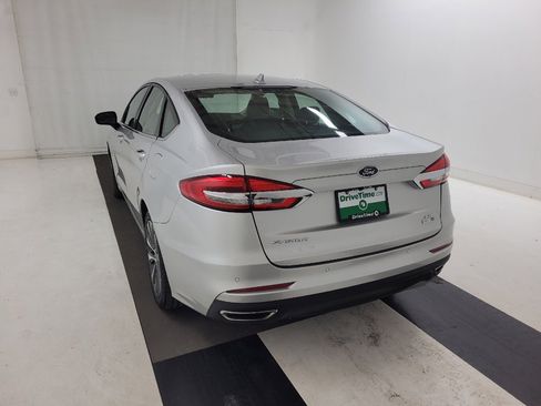 Used 2019 Ford Fusion SE image 6
