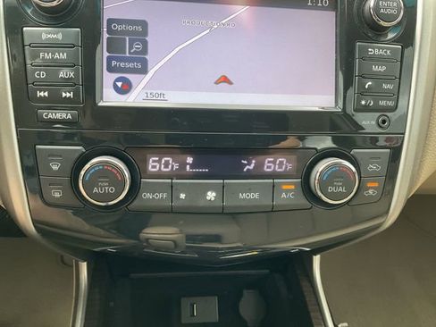 Used 2013 Nissan Altima 2.5 SL w/ Technology Pkg image 15