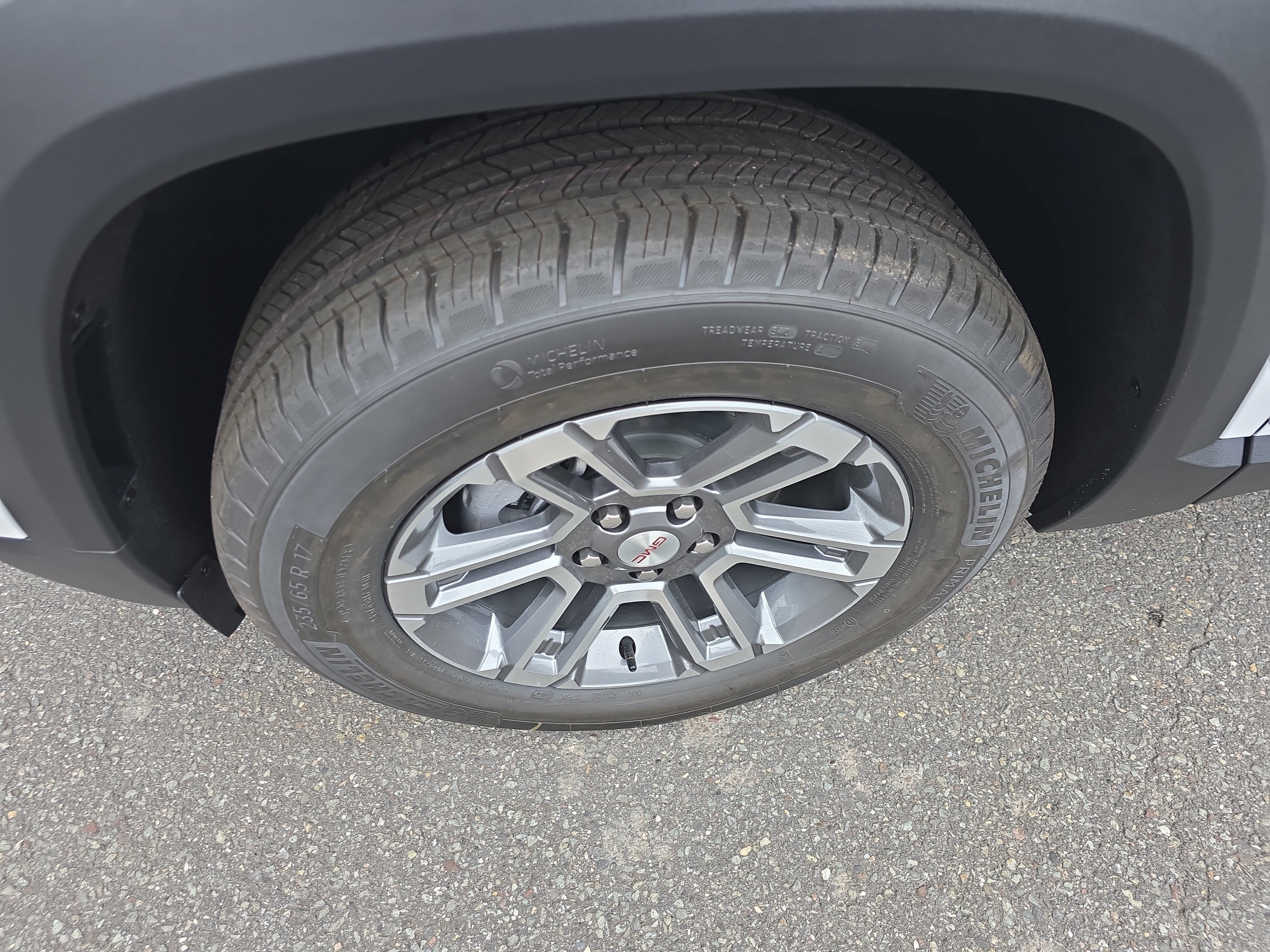 New 2027 GMC Terrain Elevation FWD image 11