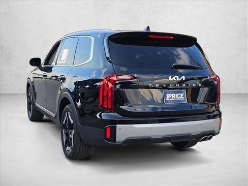 Used 2023 Kia Telluride S w/ S Sunroof Package FWD image 7
