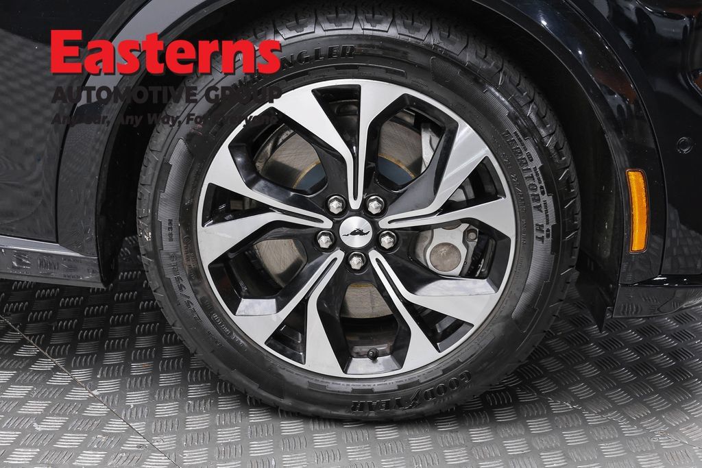 Used 2023 Ford Mustang Mach-E Premium AWD/4WD image 33