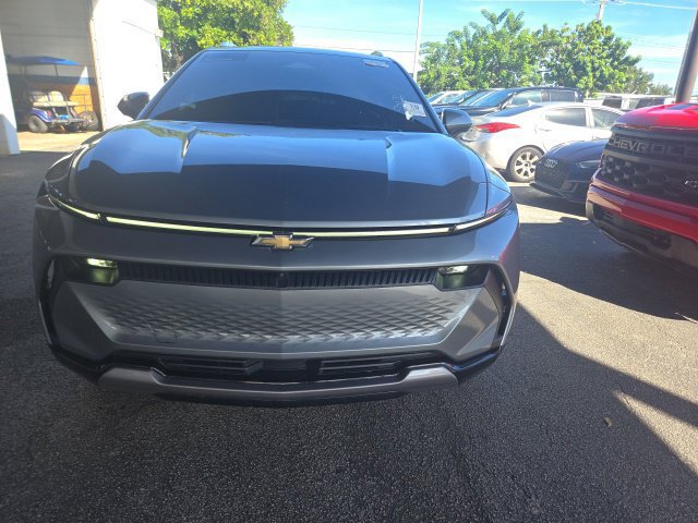 Used 2025 Chevrolet Equinox EV LT FWD image 2