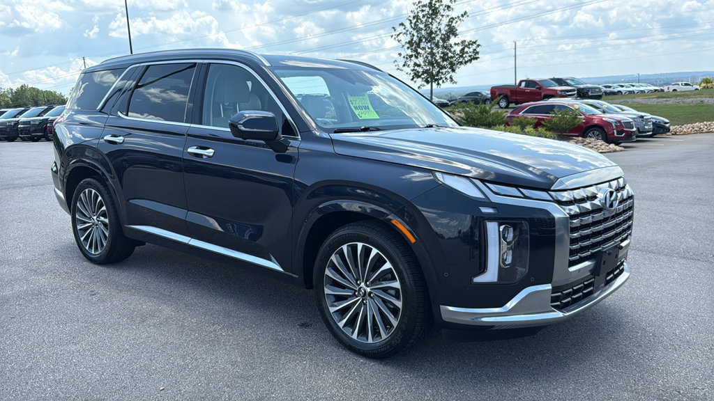 Certified 2024 Hyundai Palisade Calligraphy FWD image 1