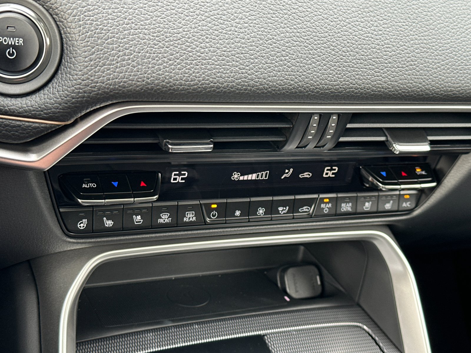 New 2026 MAZDA CX-90 Plug-In Hybrid w/Premium Sport AWD/4WD image 21