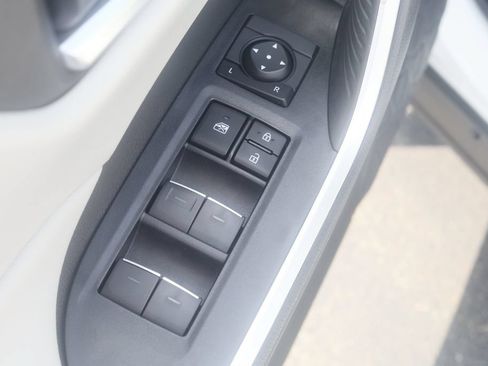 Used 2024 Toyota RAV4 XLE Premium FWD image 18
