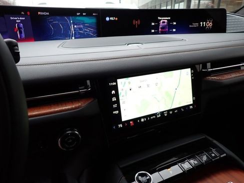 New 2025 Lincoln Navigator Black Label image 29