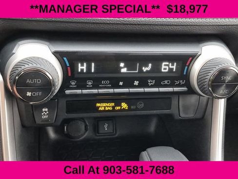 Used 2021 Toyota RAV4 XLE image 38