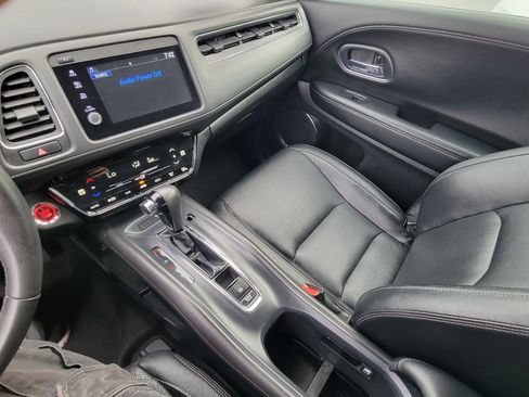 Used 2022 Honda HR-V EX-L image 15
