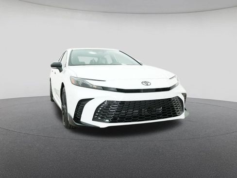 New 2026 Toyota Camry Hybrid image 30