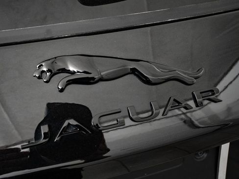 Used 2024 Jaguar E-PACE R-Dynamic SE image 14