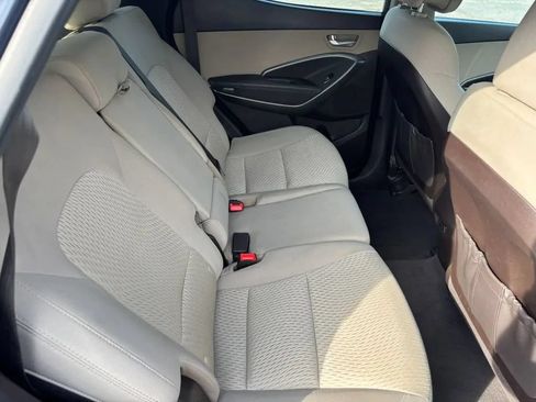 Used 2018 Hyundai Santa Fe Sport AWD/4WD image 16