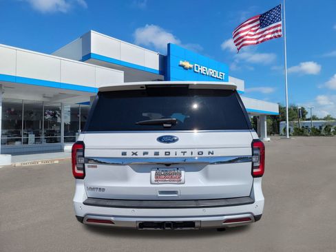 Used 2022 Ford Expedition Limited image 5