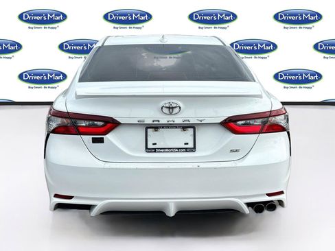 Used 2021 Toyota Camry SE w/ Audio Upgrade Package FWD image 6