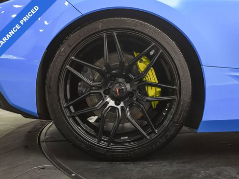 Used 2023 Chevrolet Corvette Stingray w/ Z51 Performance Package image 31