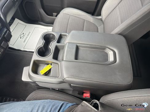 Used 2020 GMC Sierra 1500 SLE w/ SLE Value Package image 23