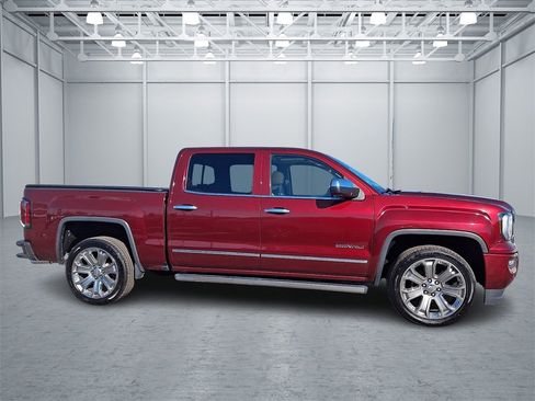 Used 2017 GMC Sierra 1500 Denali w/ Denali Ultimate Package image 7