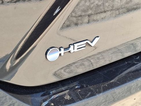 Certified 2025 Toyota Camry SE FWD image 28