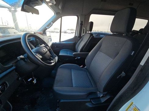 Used 2022 Ford Transit 350 XLT RWD image 5