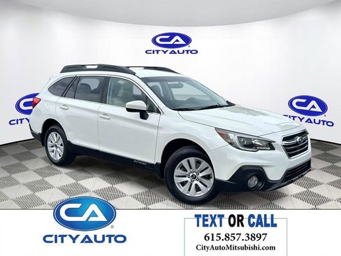 Used 2018 Subaru Outback 2.5i Premium image 1