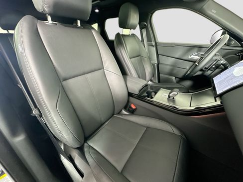 Certified 2025 Land Rover Range Rover Velar Dynamic SE image 30