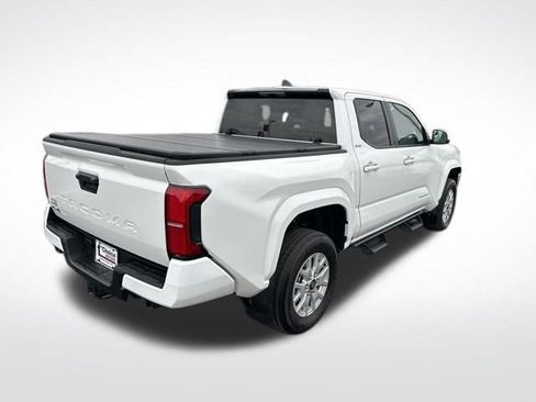 Used 2024 Toyota Tacoma SR5 image 6