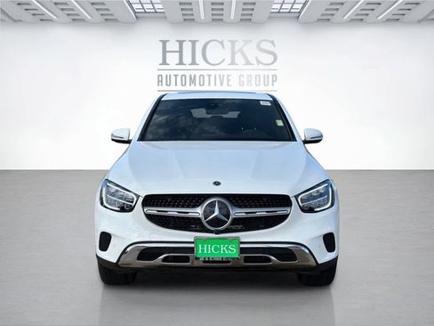 Used 2023 Mercedes-Benz GLC 300 4MATIC Coupe image 2
