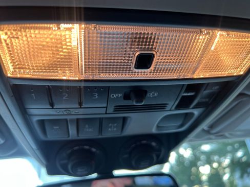 Used 2015 Toyota 4Runner Trail Premium image 44