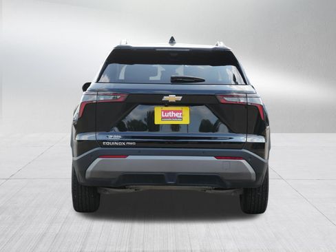 Used 2025 Chevrolet Equinox LT w/ Convenience Package II AWD/4WD image 6