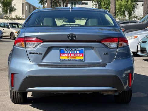 Used 2021 Toyota Corolla LE w/ Carpet Mat Package (TMS) FWD image 5