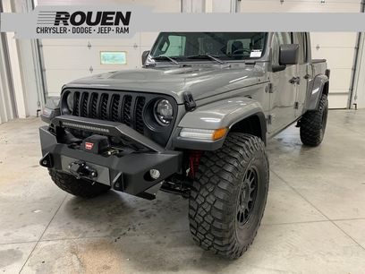 Used 2023 Jeep Gladiator Sport