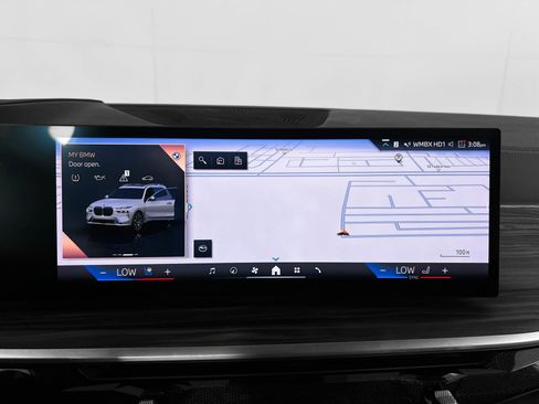 Used 2024 BMW X7 xDrive40i w/ Executive Package image 27