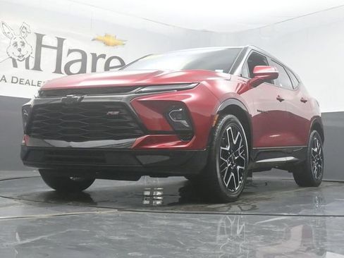 Used 2023 Chevrolet Blazer RS w/ Driver Confidence II Package AWD/4WD image 4