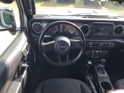 Used 2020 Jeep Wrangler Unlimited Sport image 28