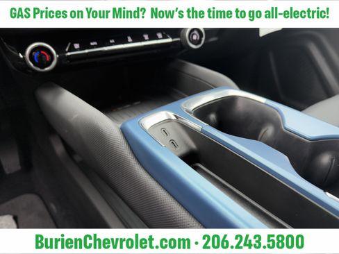 New 2026 Chevrolet Equinox EV LT FWD image 16